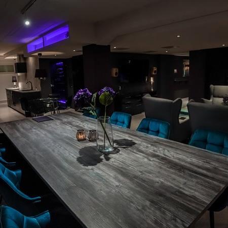 Bank 55 / Sauna & Lounge